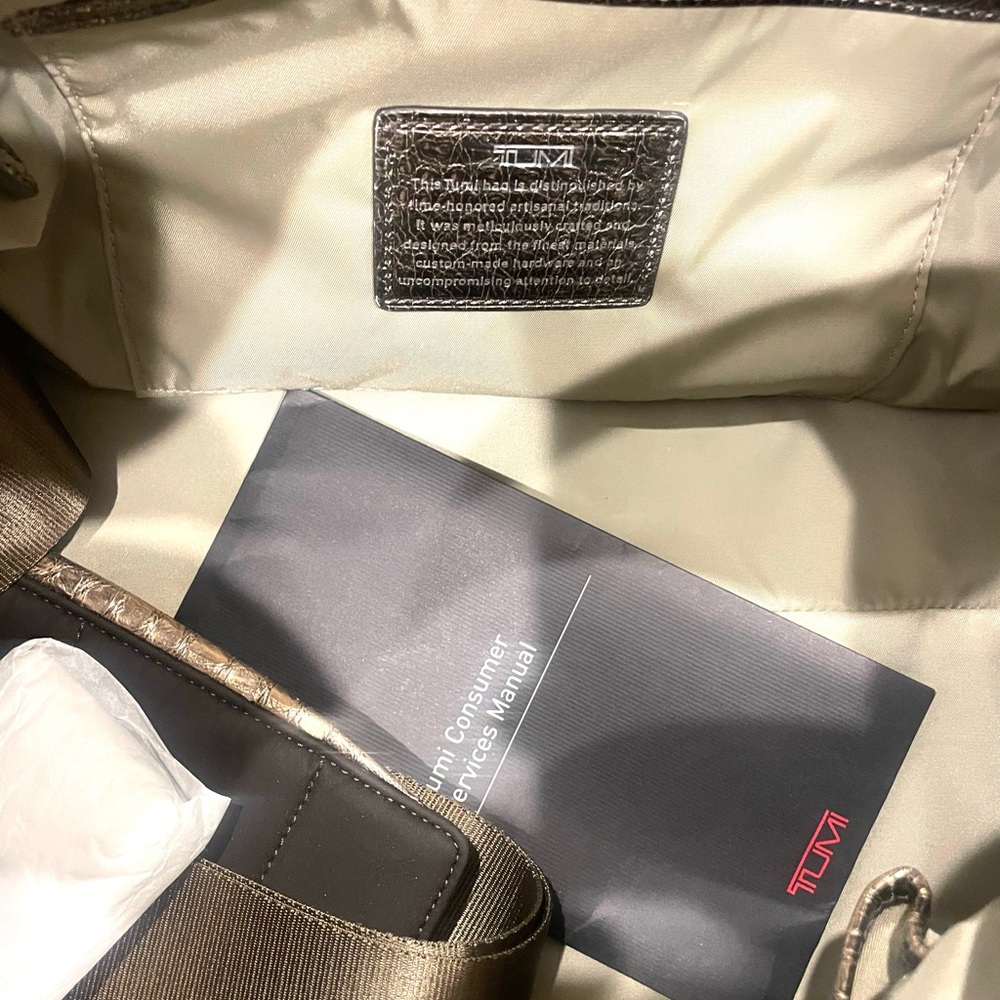 TUMI Carry More Ballistic Nylon and Leather Trim Bag NWT - Picture 10 of 16